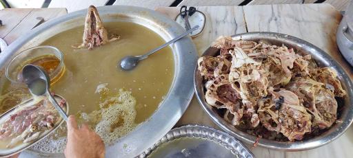 طباخی بره سفید
