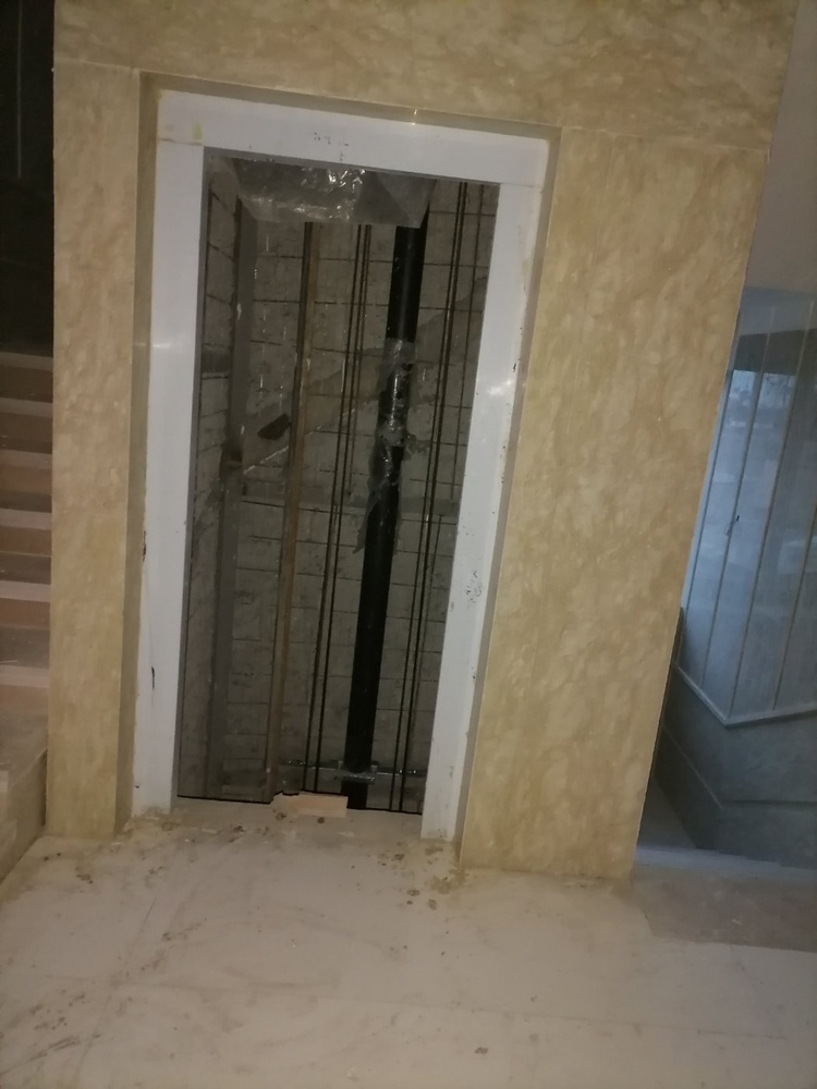 کاشی و سرامیک پاینده