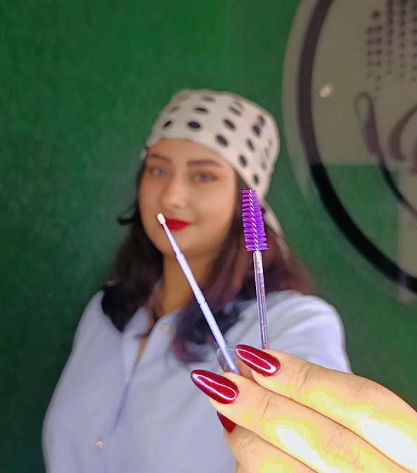 آموزش اکستنشن مژه و لیفت و لمینت سعادتی