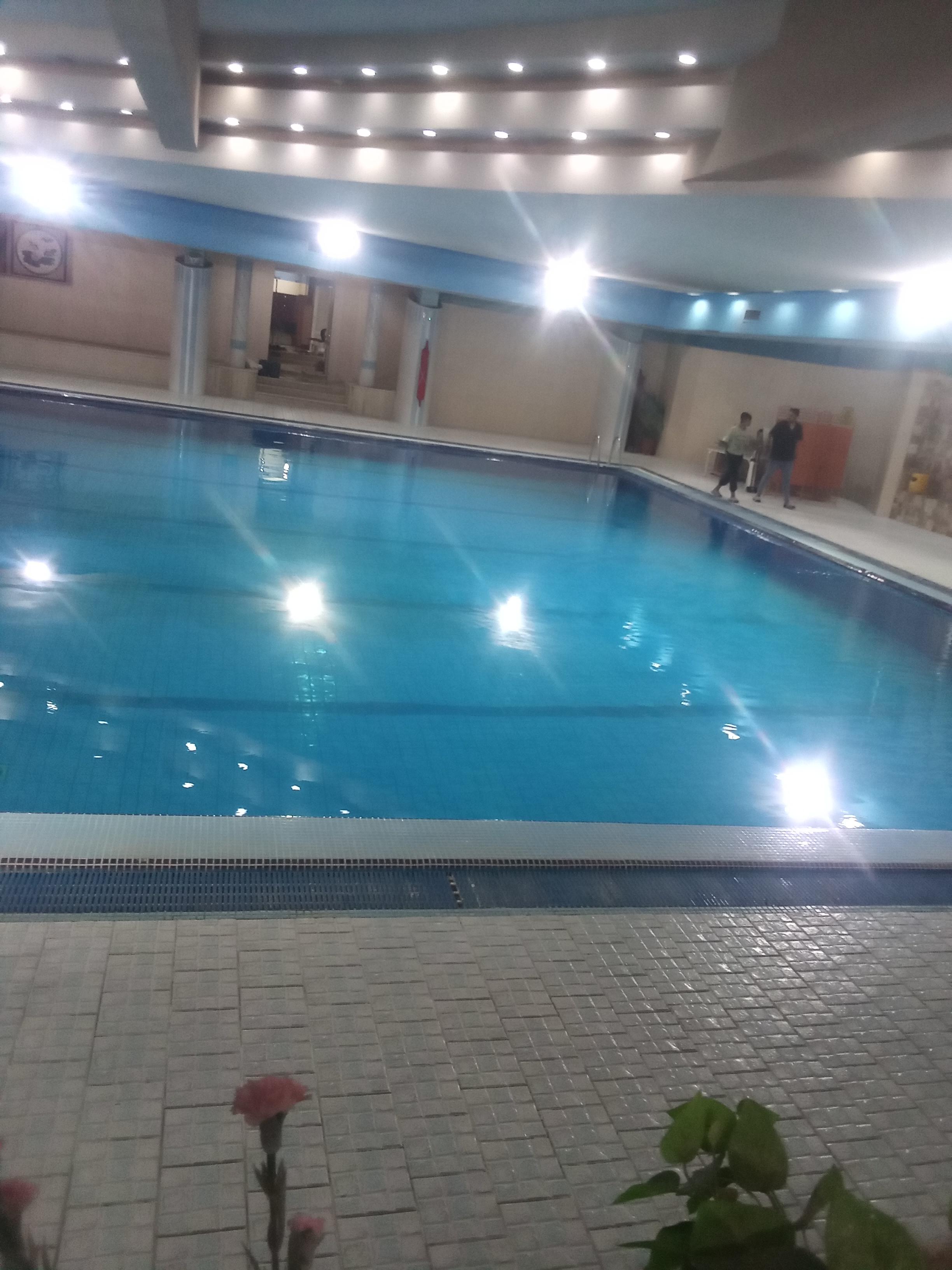 مجموعه ورزشی مشکات