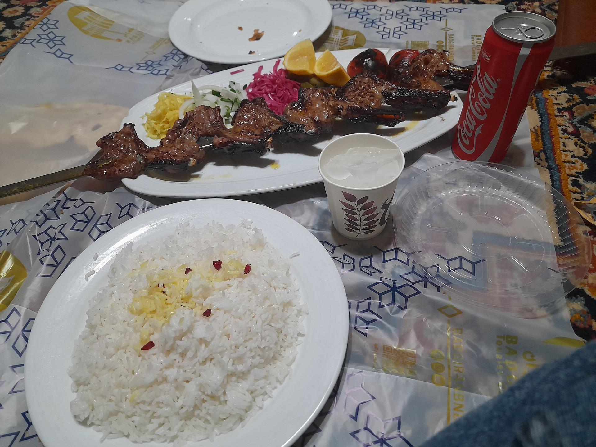 رستوران اکبرجوجه