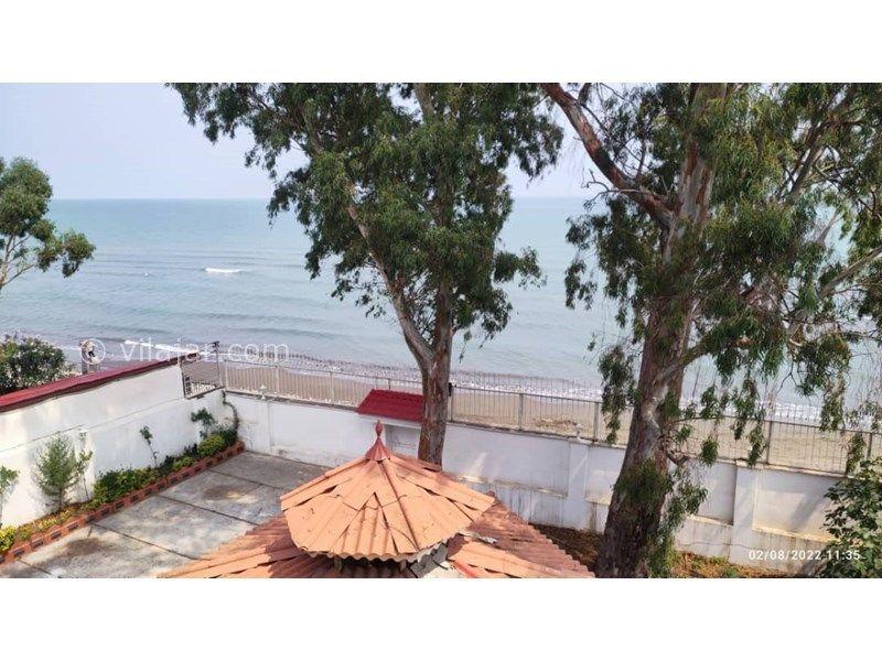 ویلا با ساحل اختصاصی نزدیک رامسر