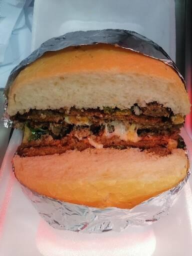 پیتزا فروشی خاطره قدیمی ترین تربت