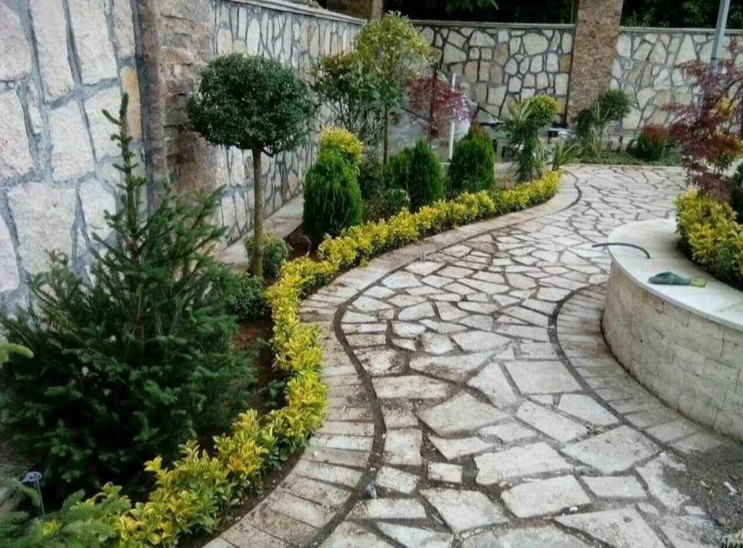 خدمات باغبانی هرس کاری صاحبدل