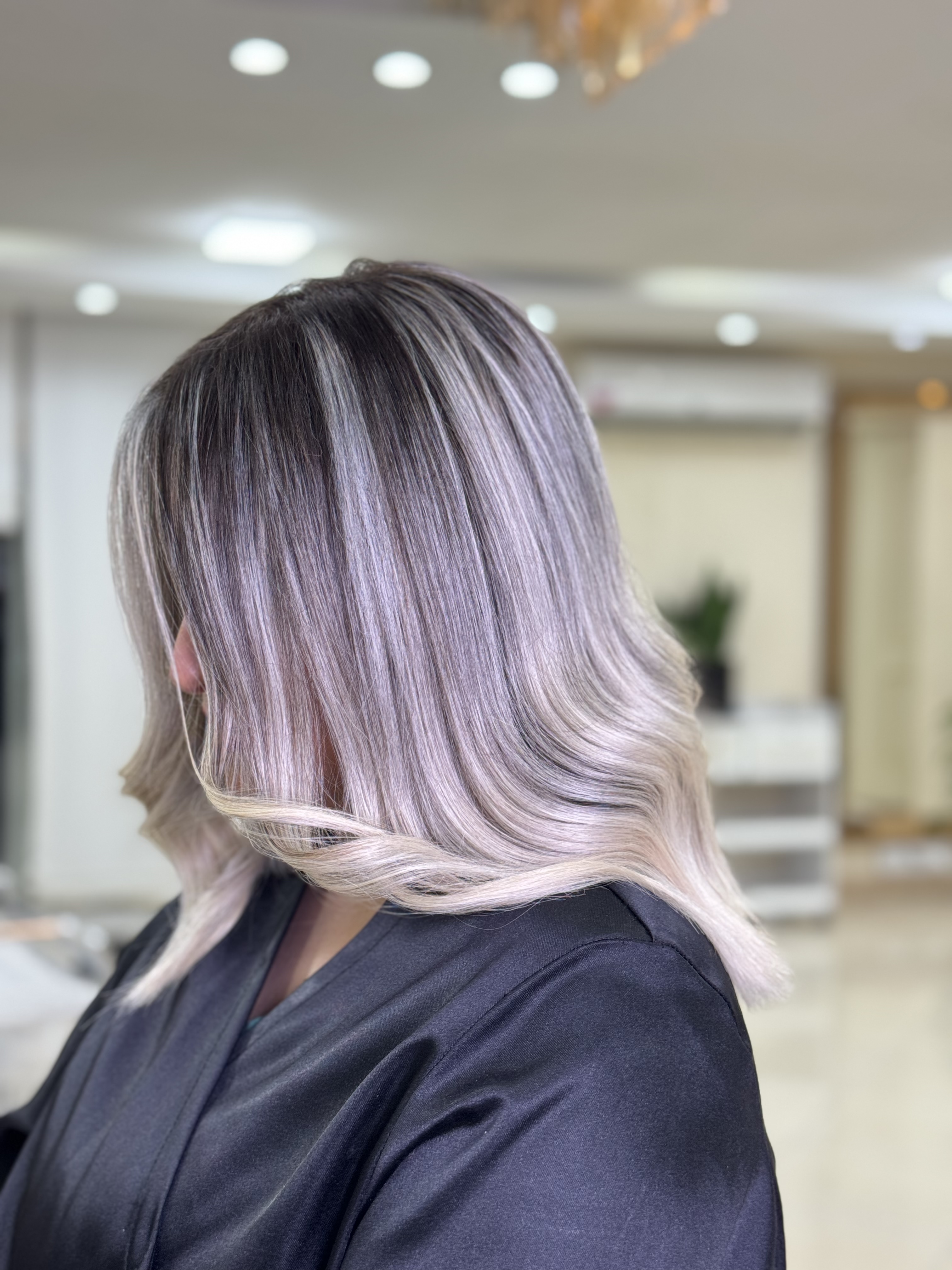 رنگ و لایت لیلی