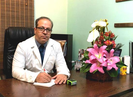 دکتر پوست و مو احمد خزانی