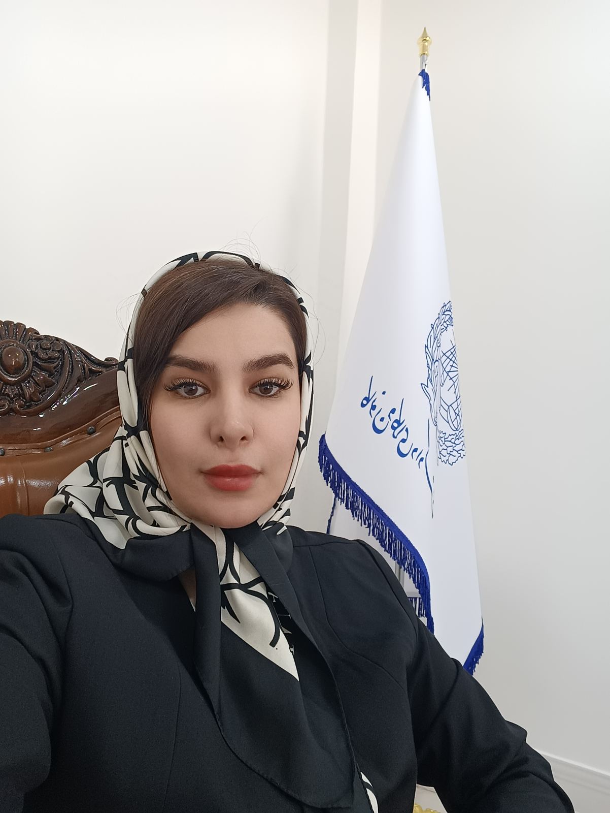 وکیل نفیسه زائری