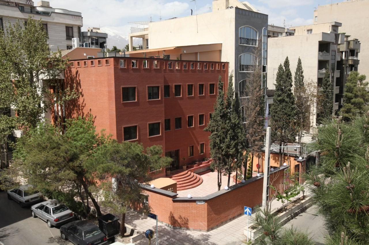 موسسه کهکشان نور