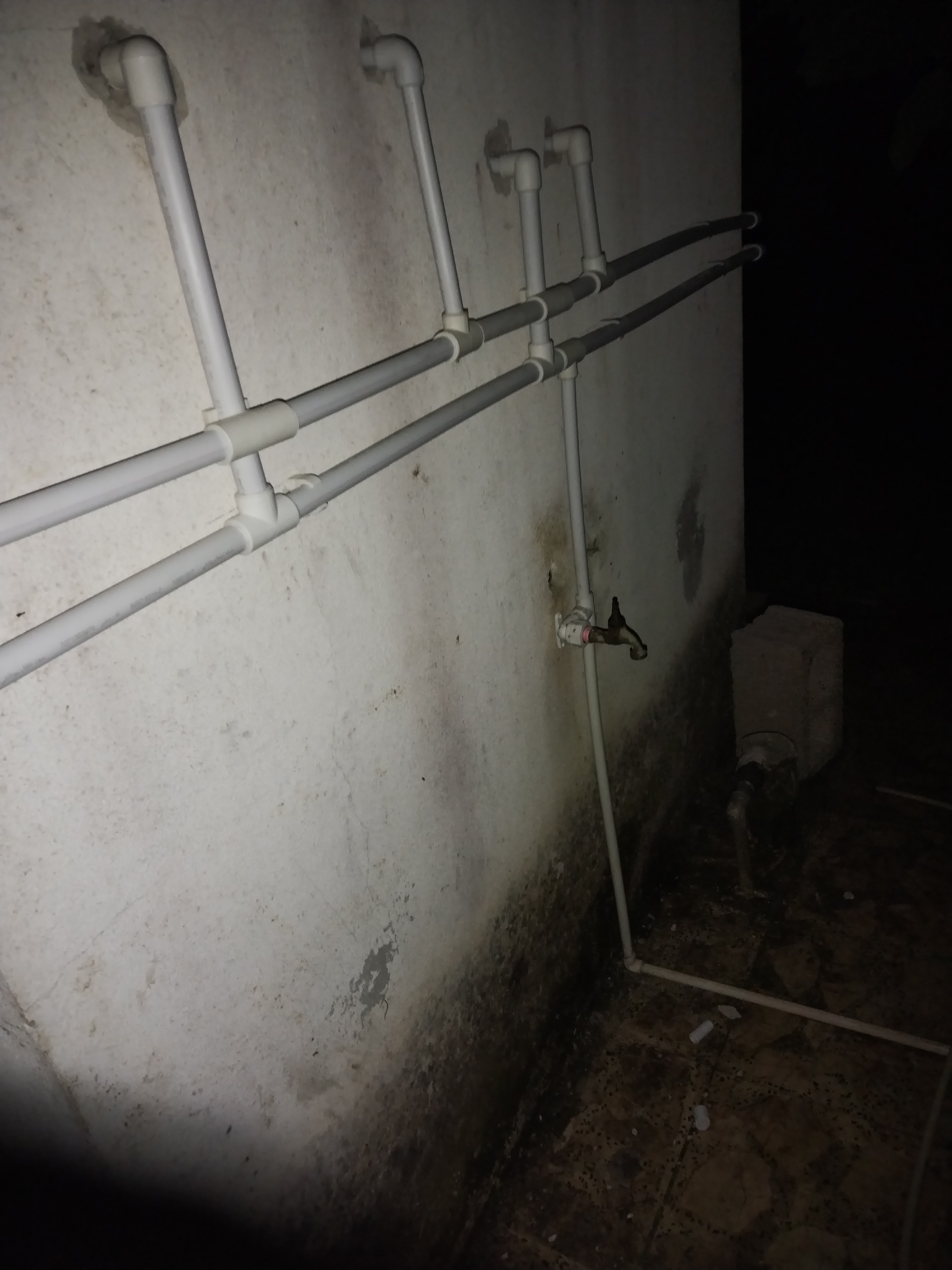 تاسیسات اب فاظلاب شوفاژکار فلاح پور