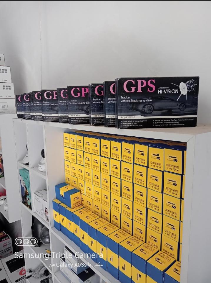 مرکز ردیاب خودرو  ( gps )