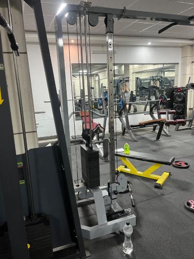 باشگاه بدنسازی تک