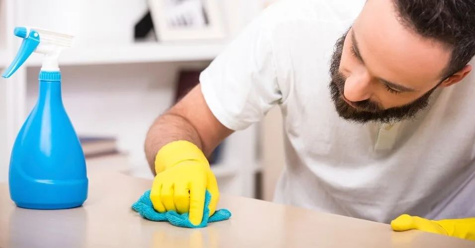 شرکت خدمات نظافتی آریاپاک