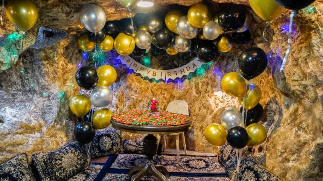 غار رستوران