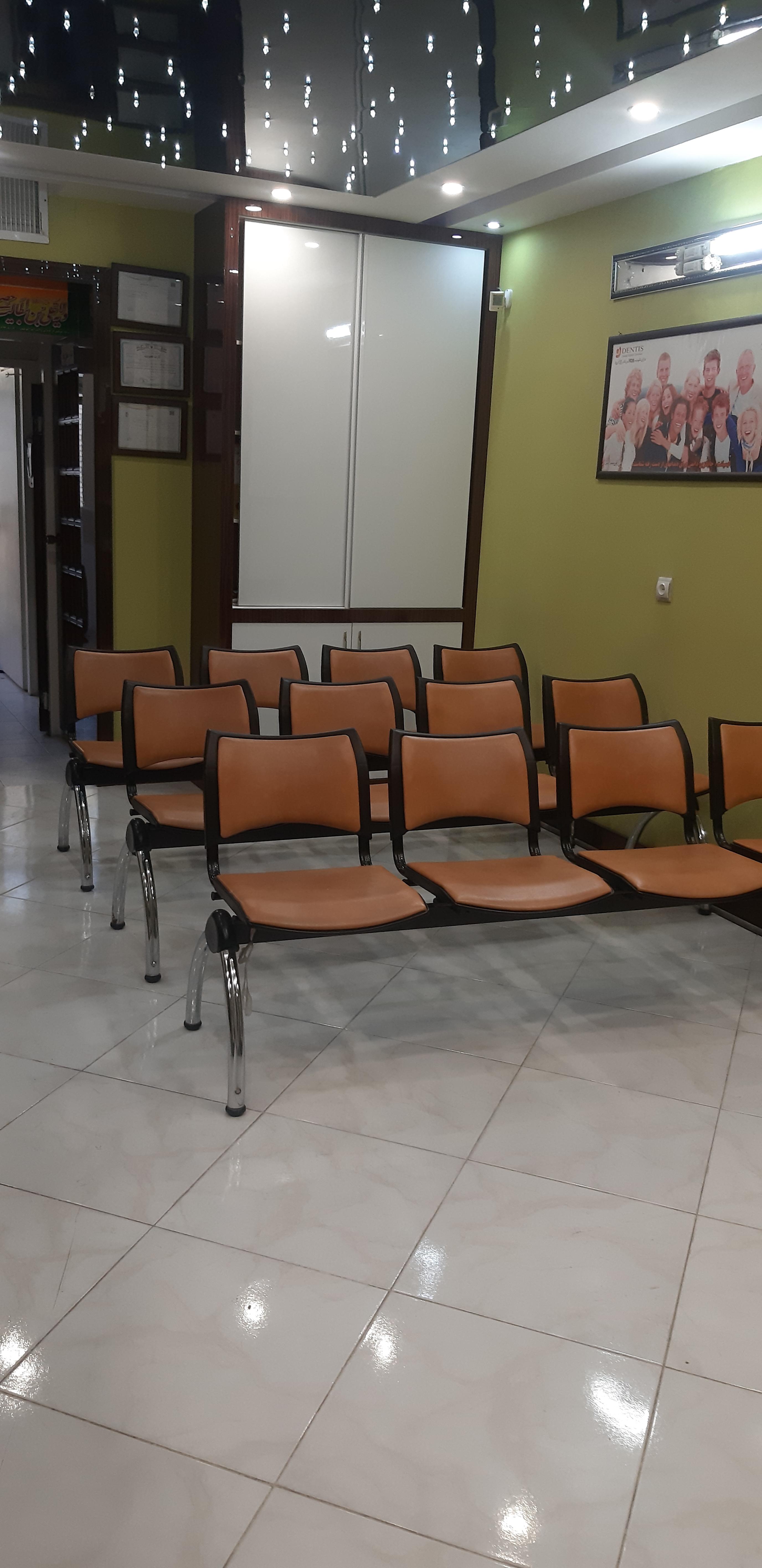 کلینیک دندانپزشکی چهارباغ (کلینیک دندان پزشکی چهارباغ)