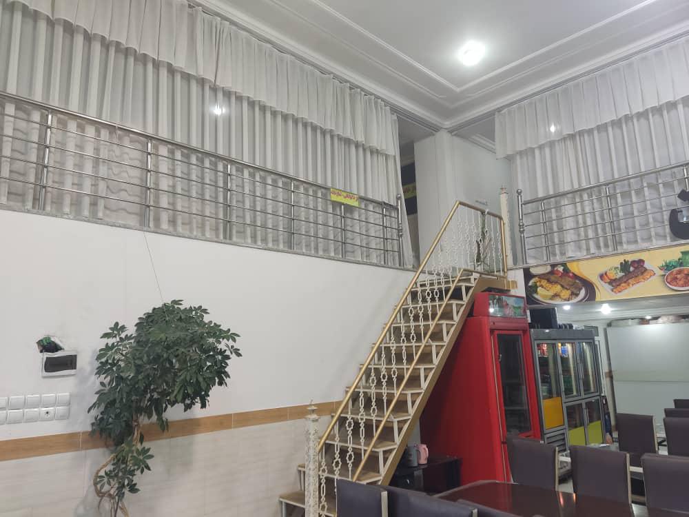 رستوران نگین