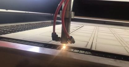 تابلو سازی و صفر تا صد تبلیغات وبرش لیزر