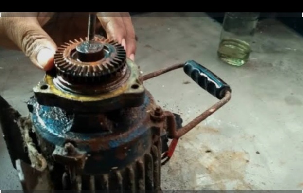 سیم پیچی و تعميرات پمپ آب گلی