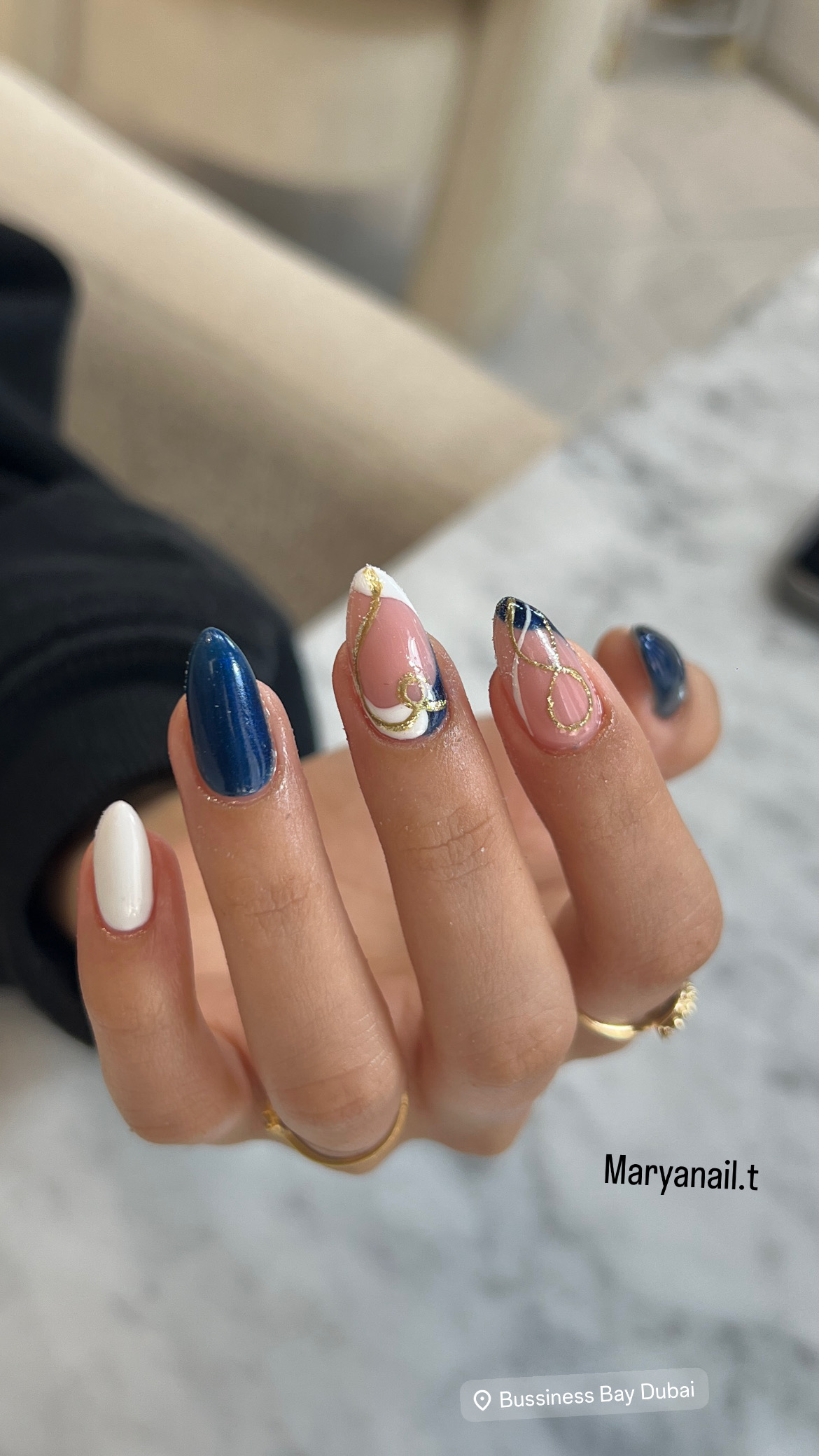 مرکز ناخن و مژه ولیعصر