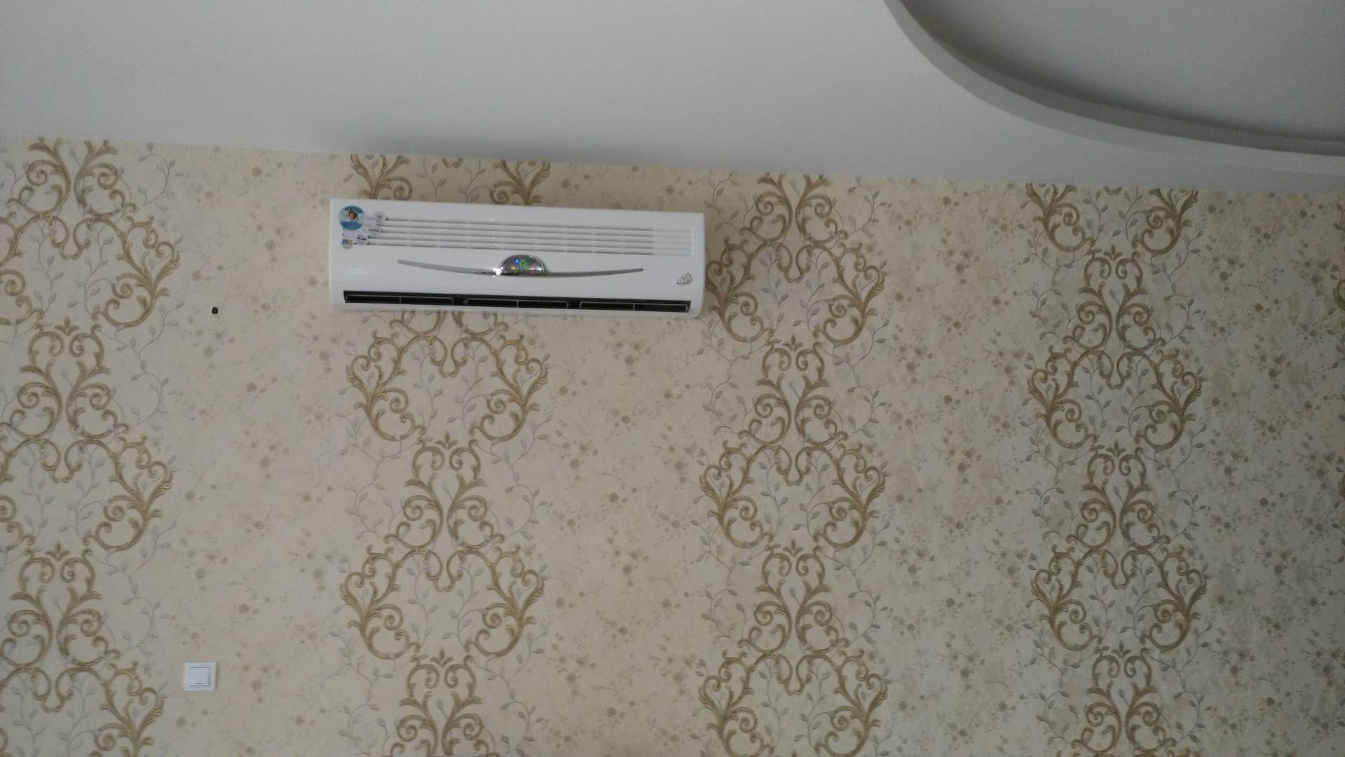 نصب تخصصی وتعمیرات کولرگازی  مهتابی