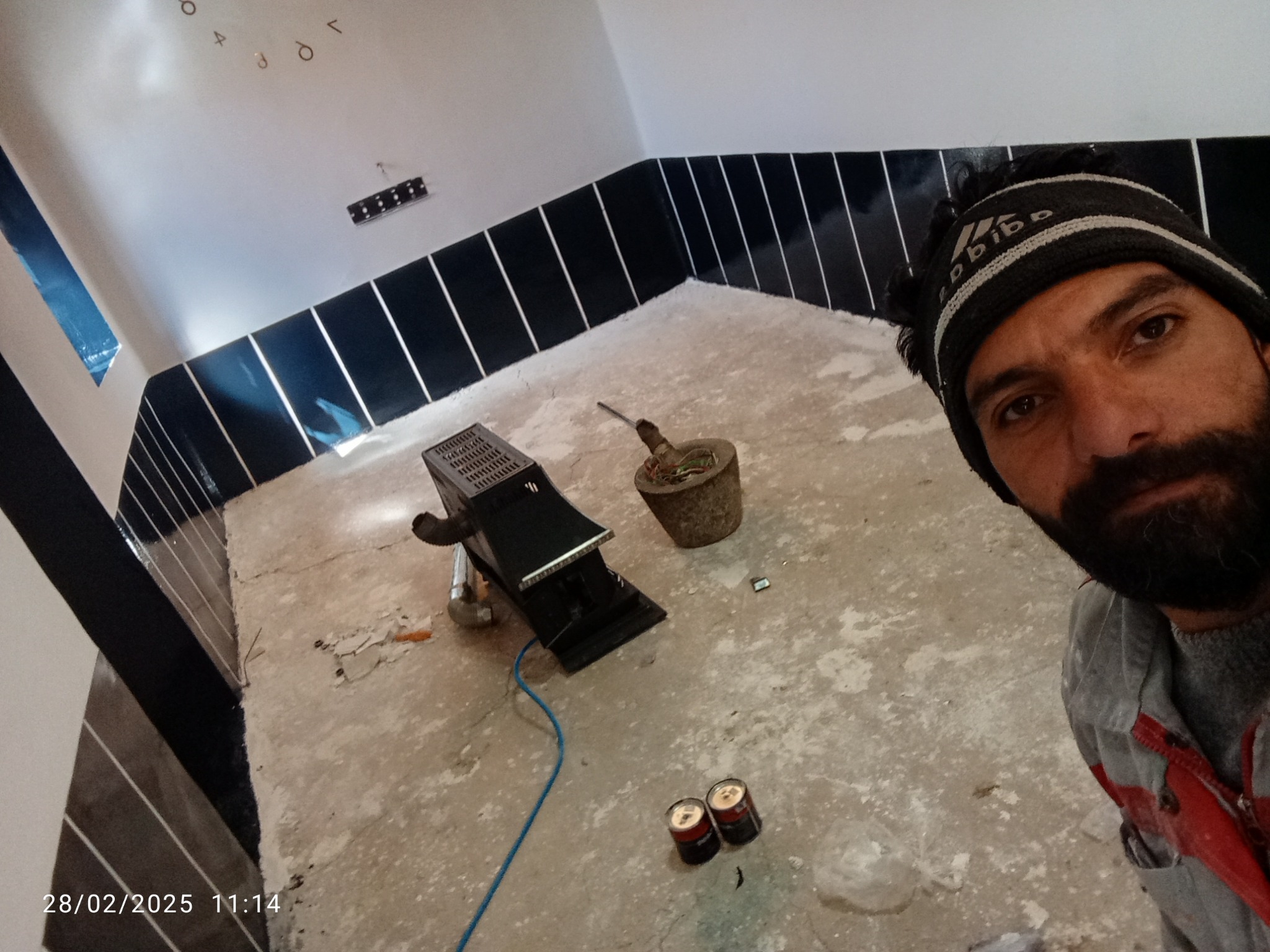 خدمات نقاش ساختمان باقر