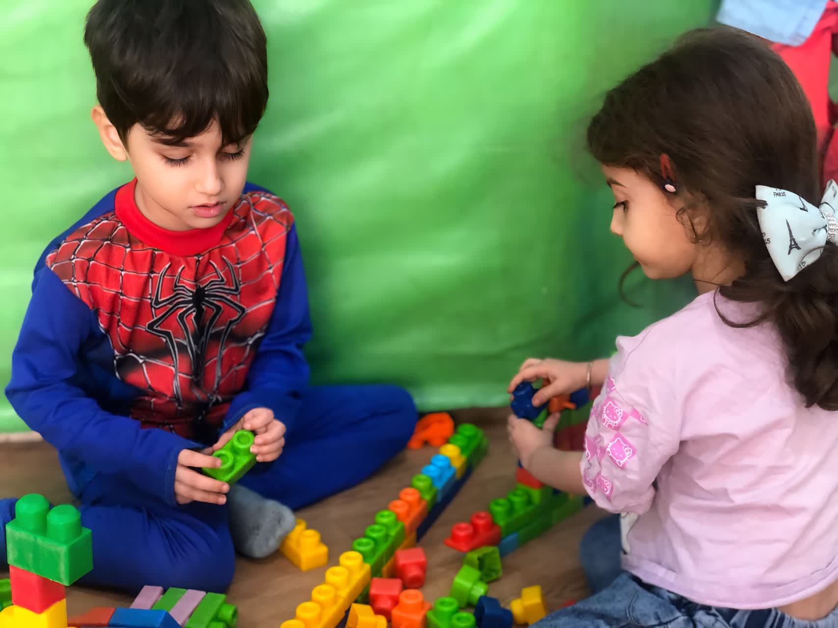 مهد خانه های فیروزه ای ( علی حبیبی )