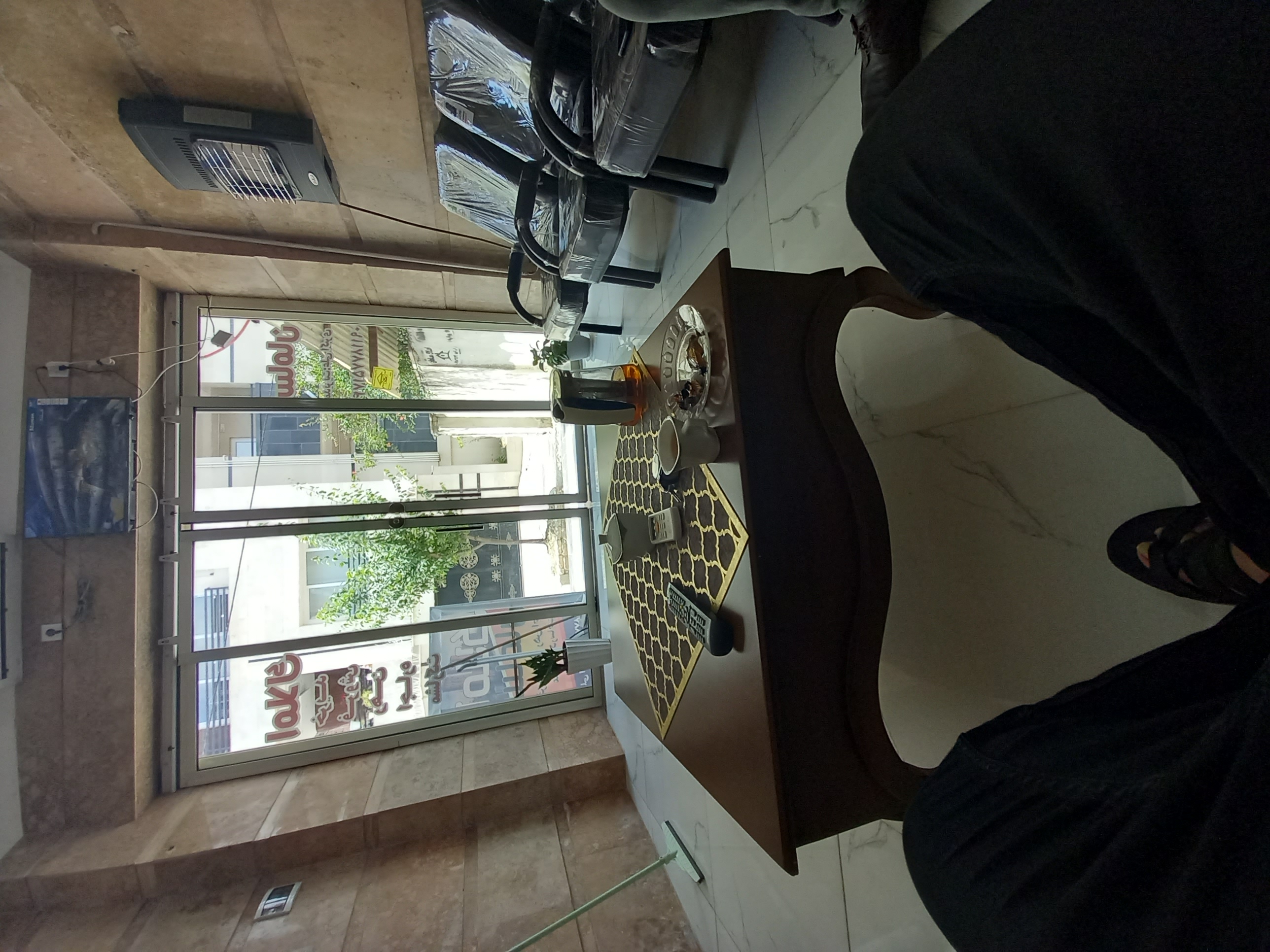 مشاور املاک سامان