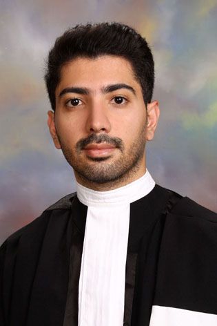 وکیل پایه یک و مشاور حقوقی رضا قاسمی