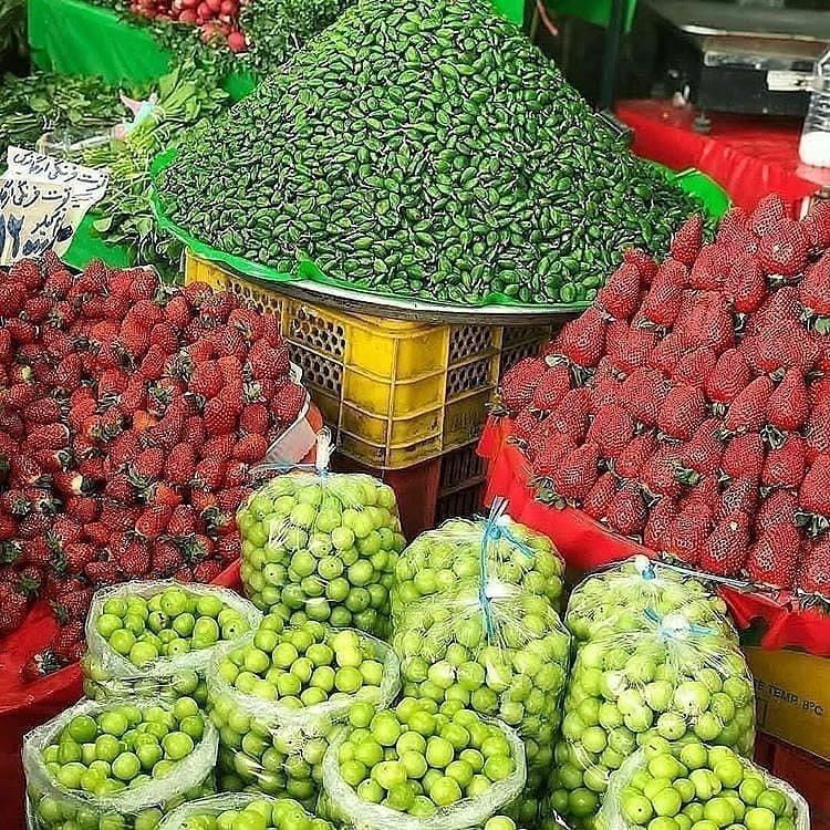 آب میوه طبیعی لطفی