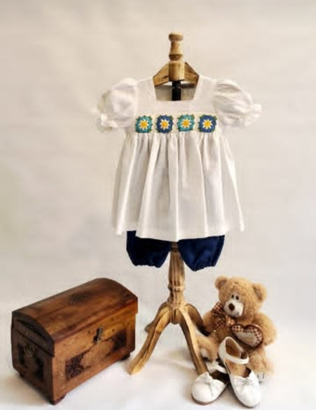 پوشاک مادام لیلیا