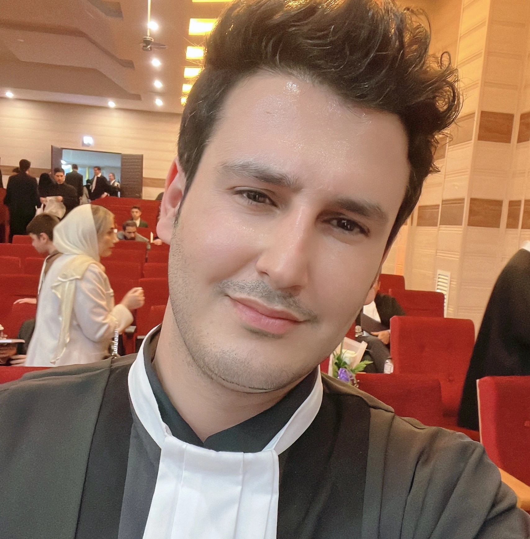 وکیل گلی زاده