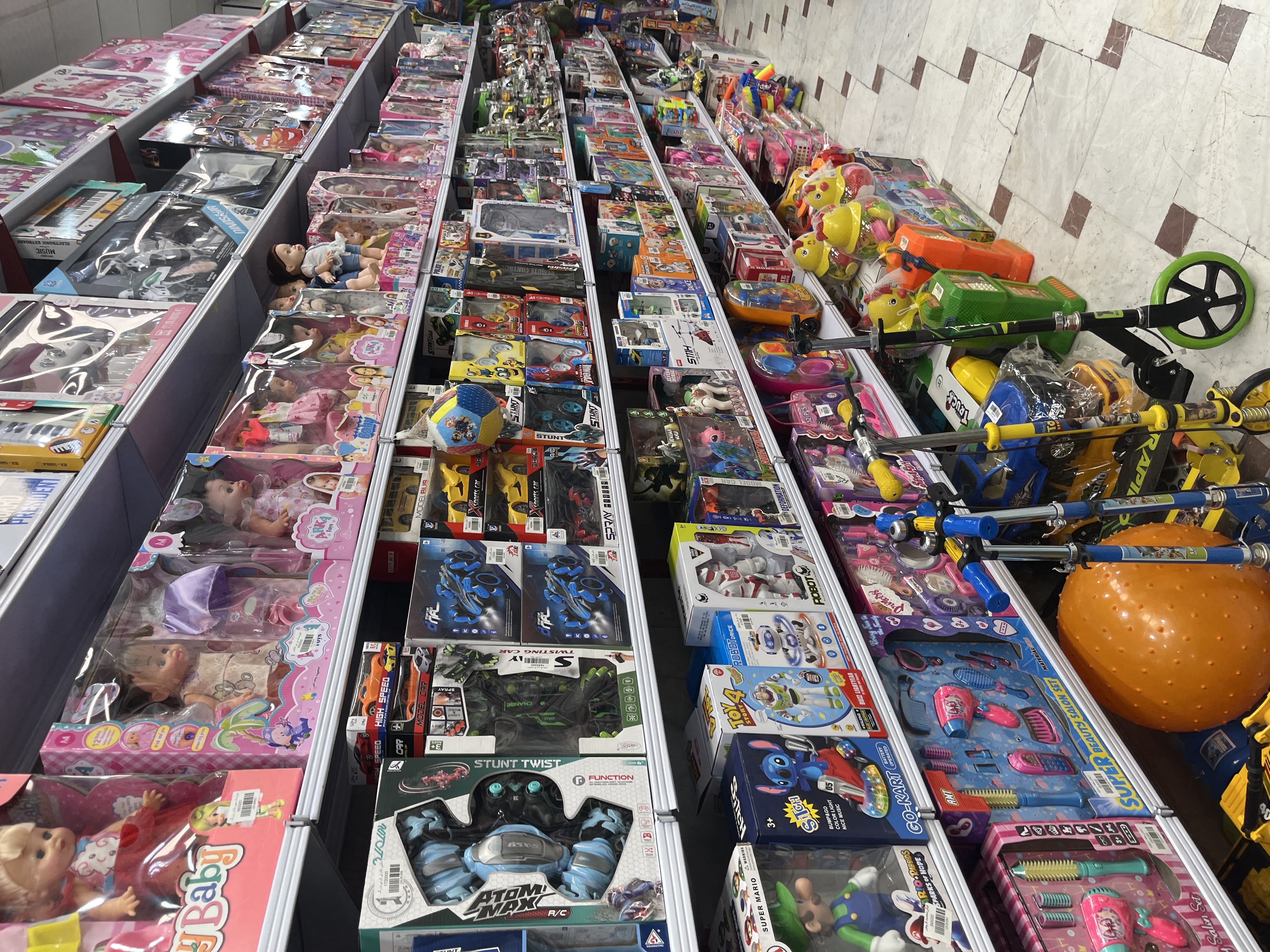 گالری لورنزو   LORENZO