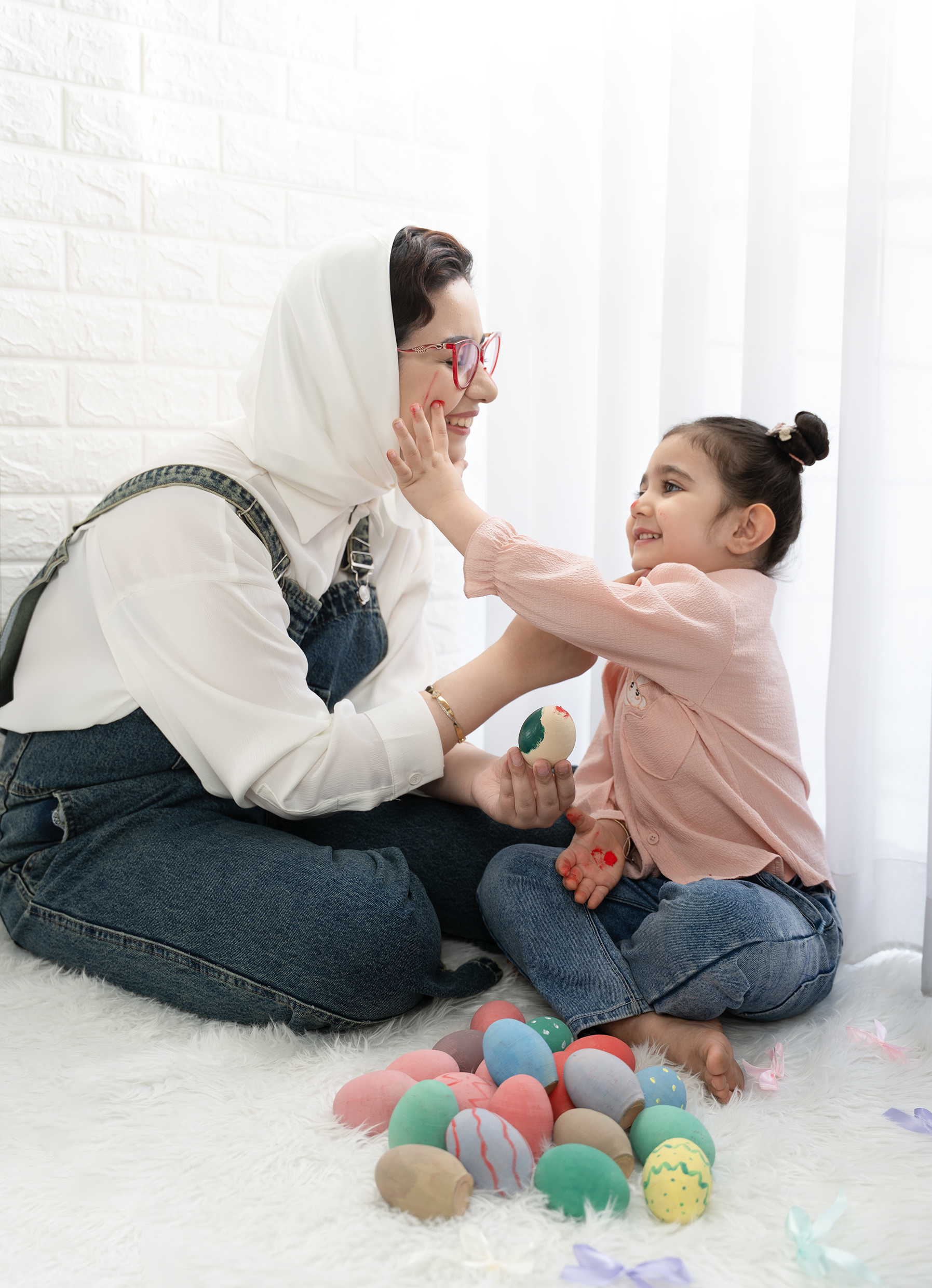 آتلیه تخصصی بارداری نوزاد و کودک مانا