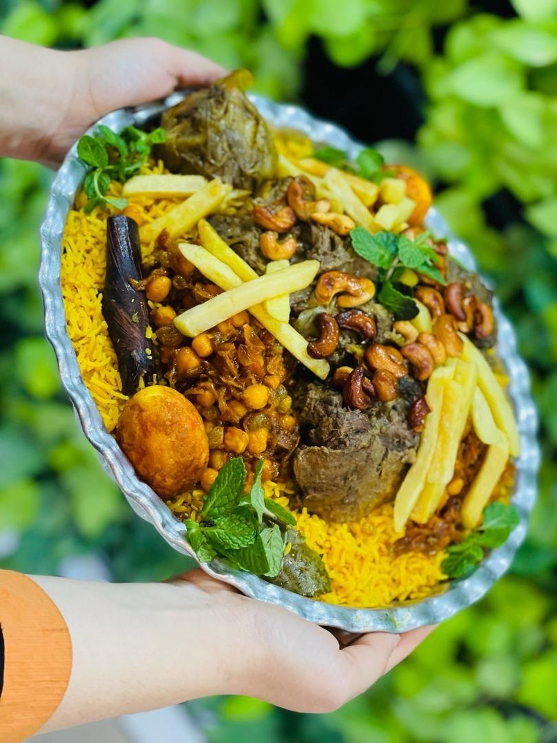 رستوران مطعم لاری