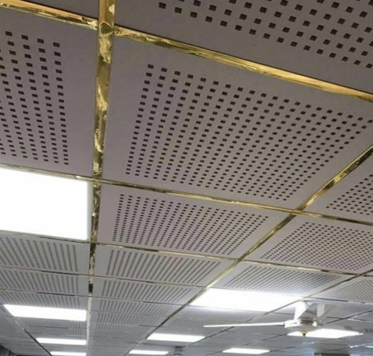 مصطفی احمدی