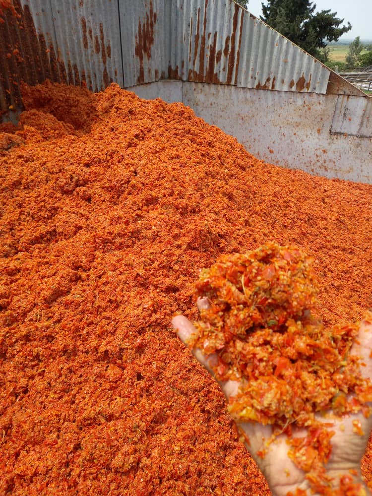 فروش خوراک دام و طیور آقایی