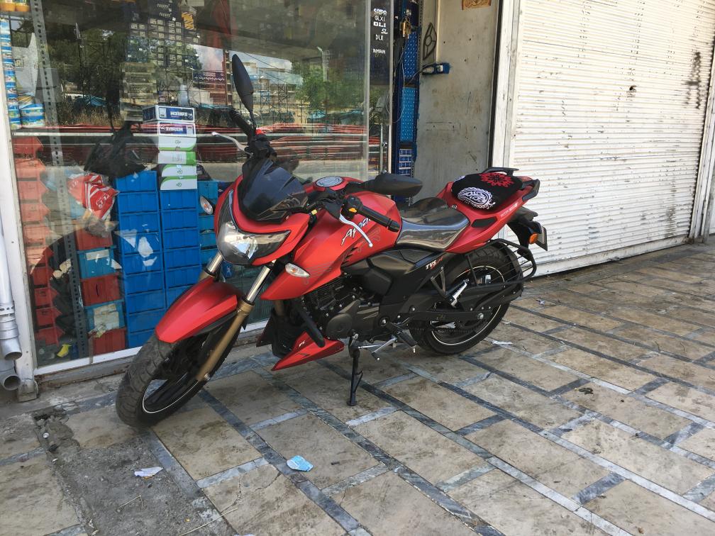 فروشگاه یدکی حمید روزبهانی