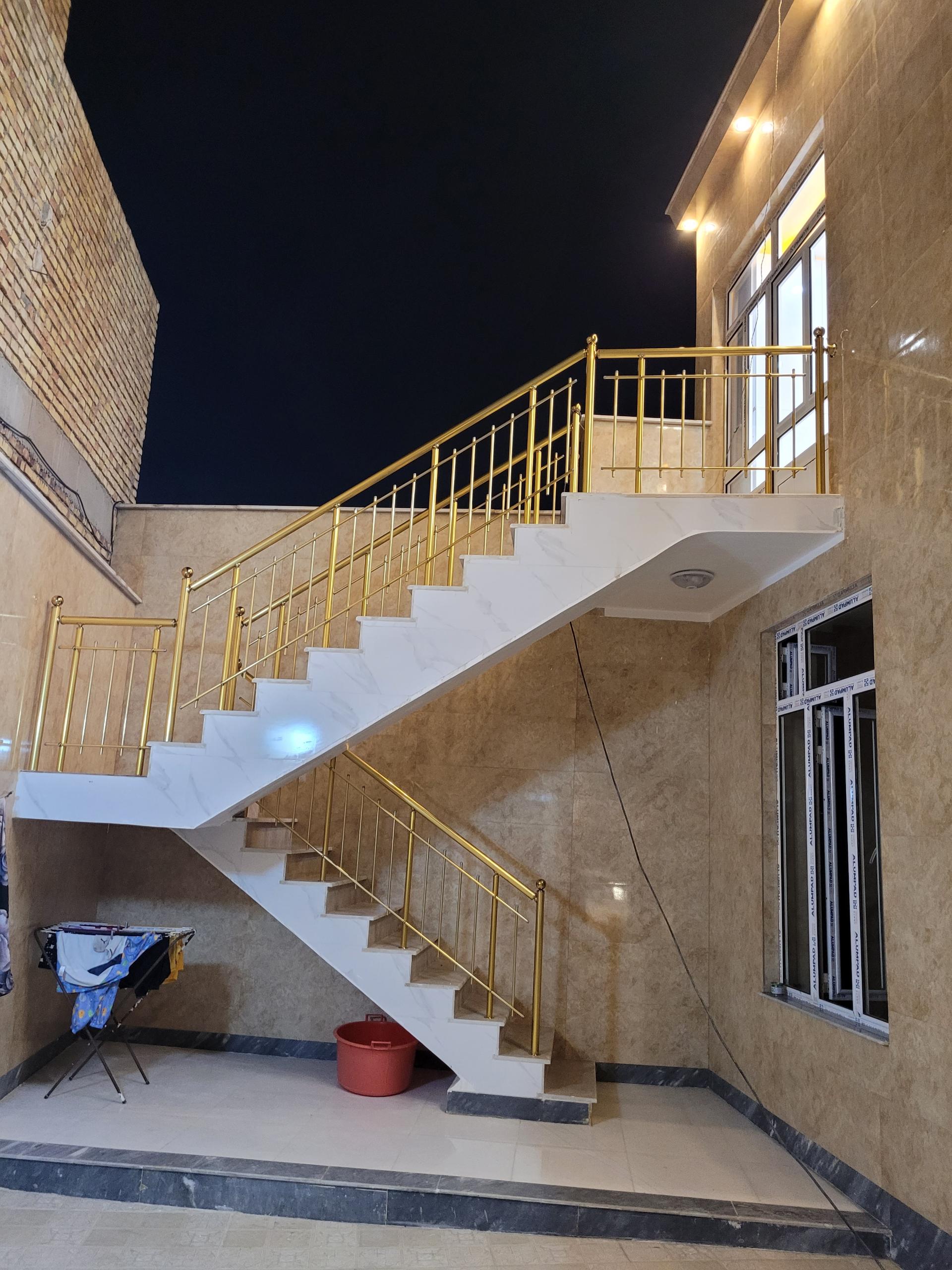 هایبر مارکت حسینی