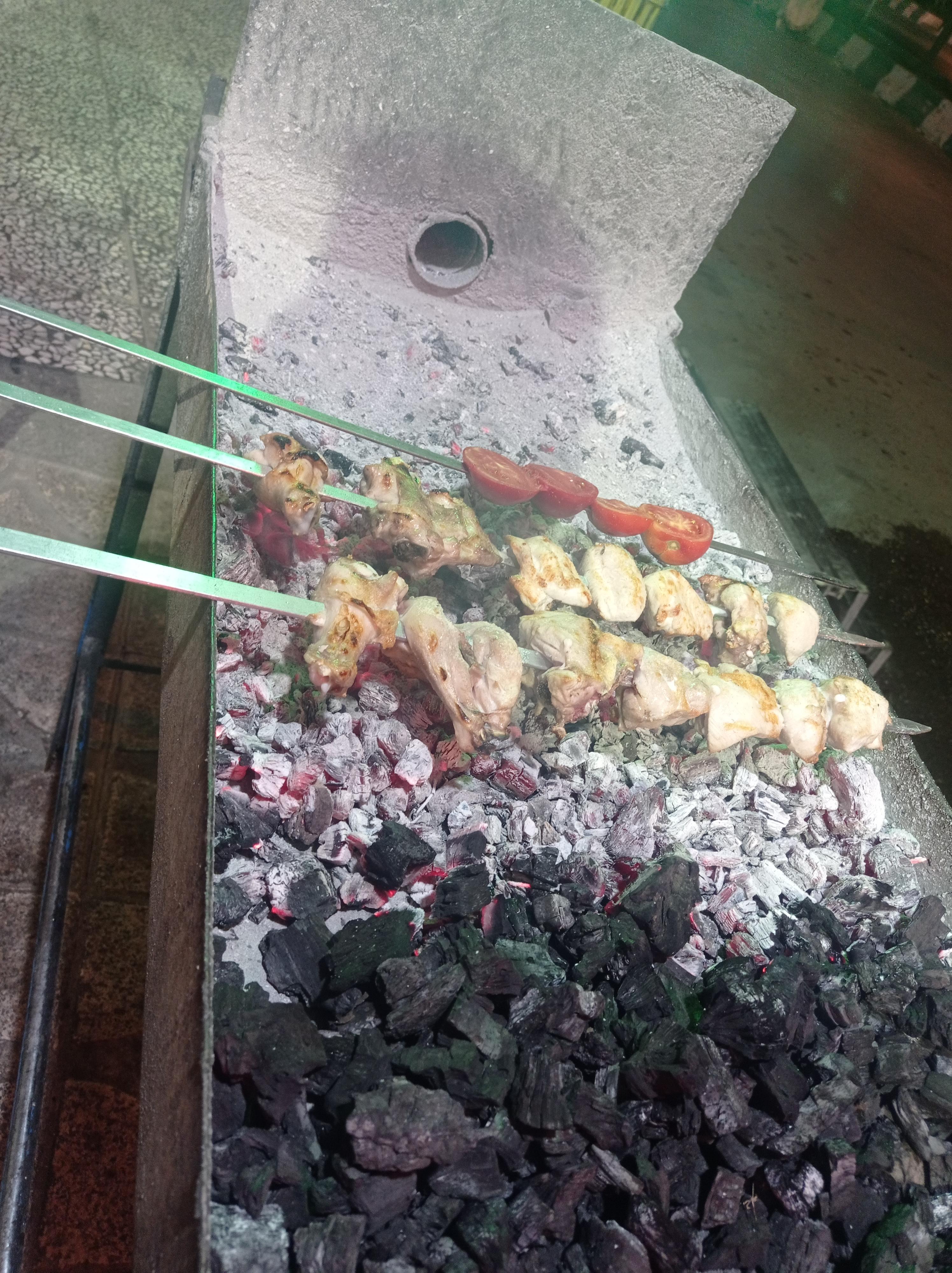 رستوران بهار