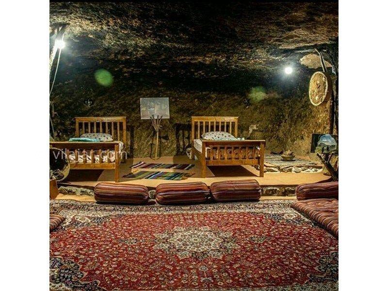 اقامتگاه بومگردی خانه سنگی میمند