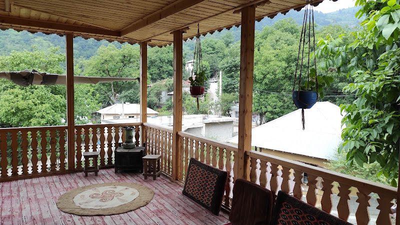 اقامتگاه بومگردی احمد