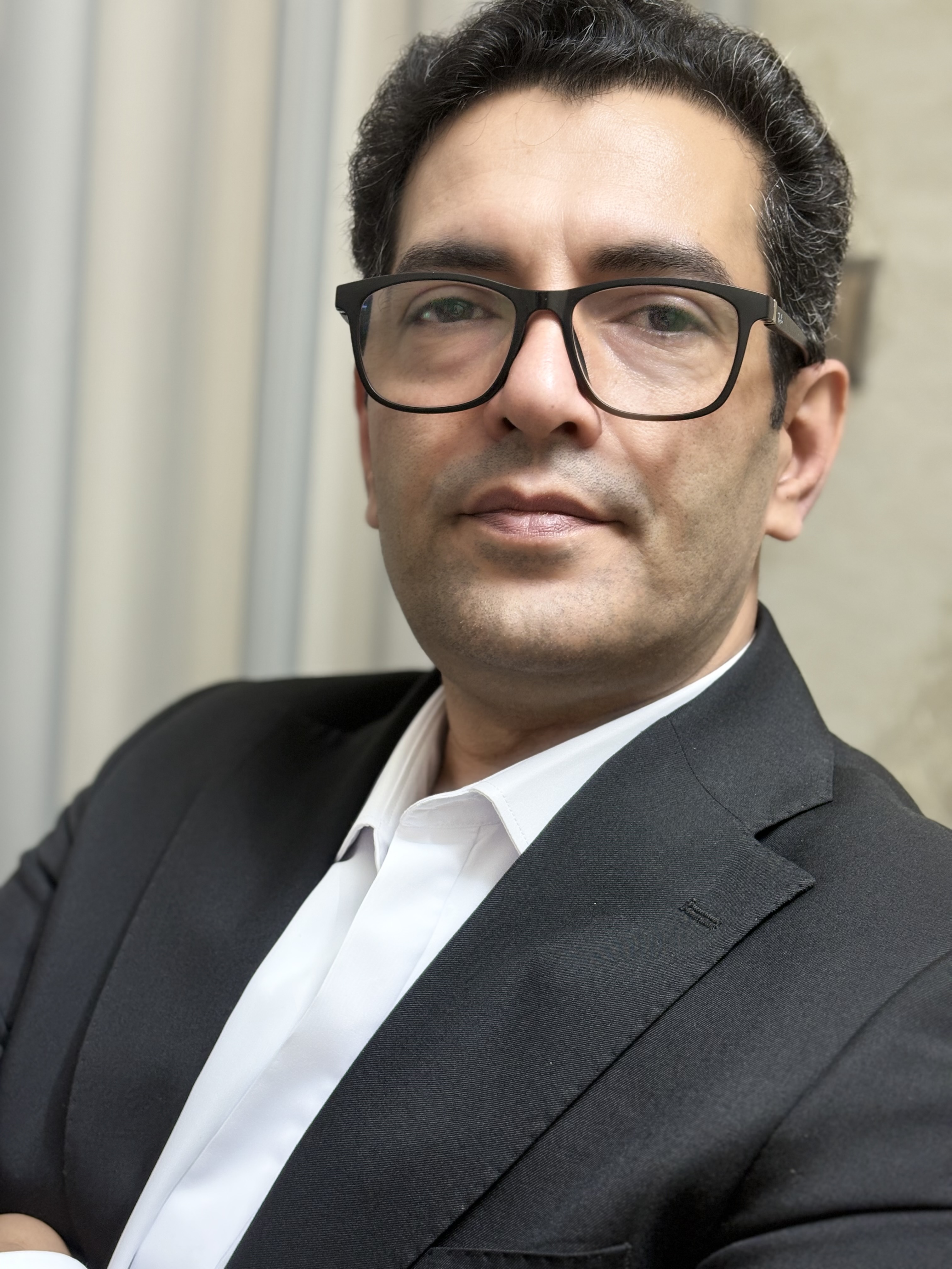 وکیل دادگستری