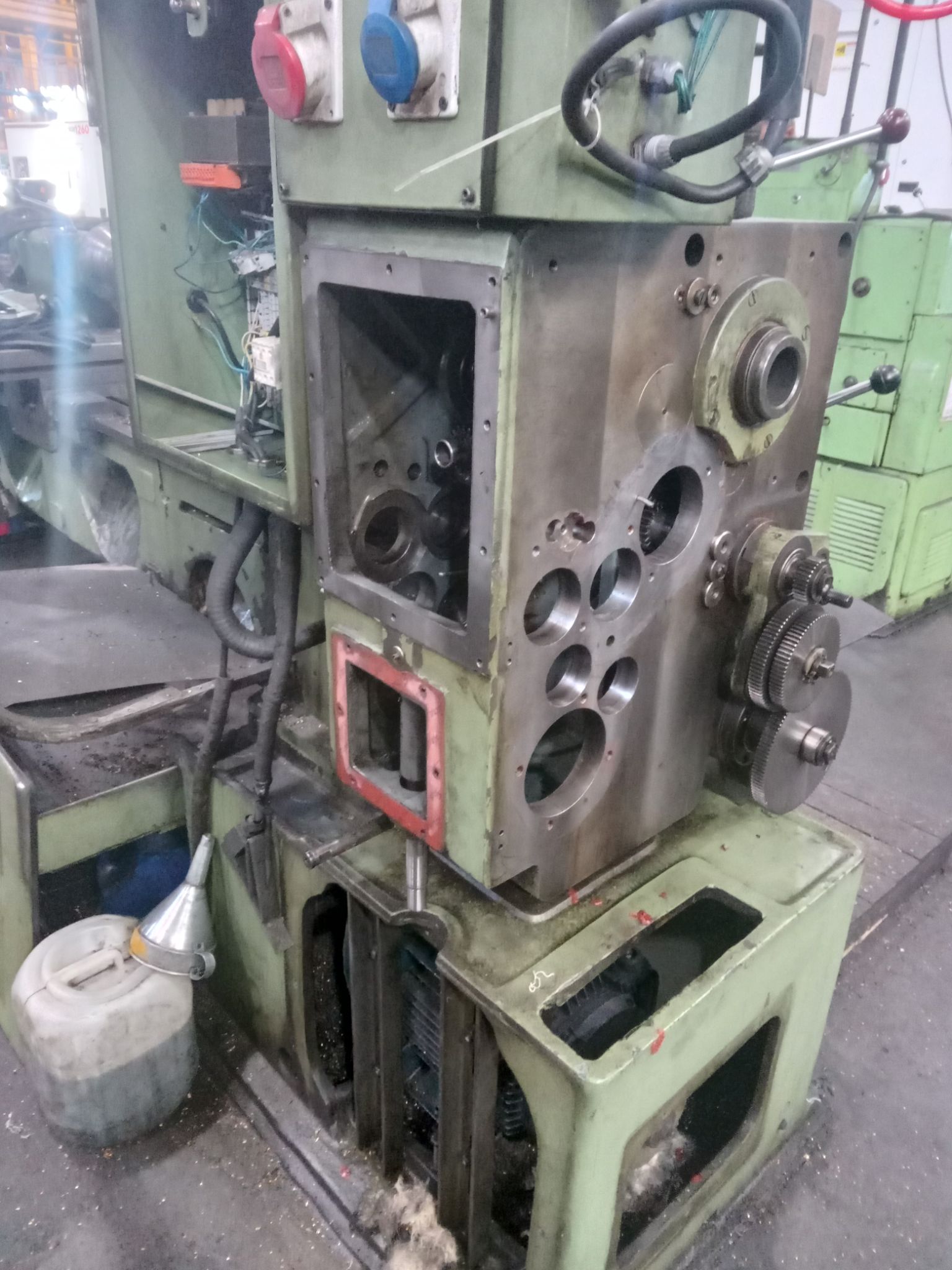 تعمیرات ماشین ابزار هداوند