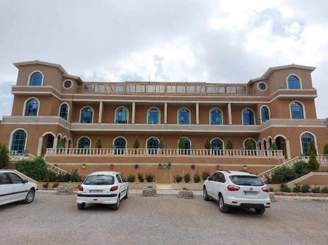 مجتمع پذیرایی دهکده گردشگری مخملکوه