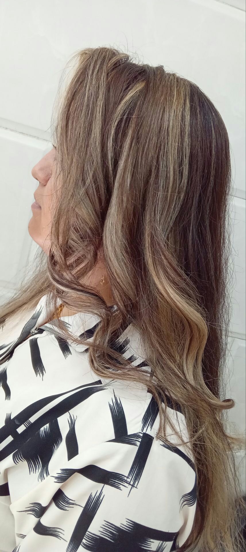 خدمات تخصصی رنگ مو اسما