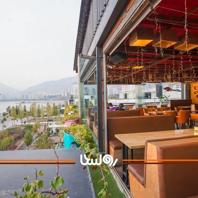 کافه رستوران رولینجا