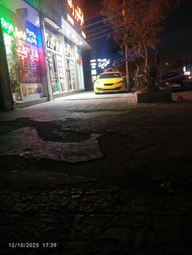 ایستگاه اتوبوس پیشه 8