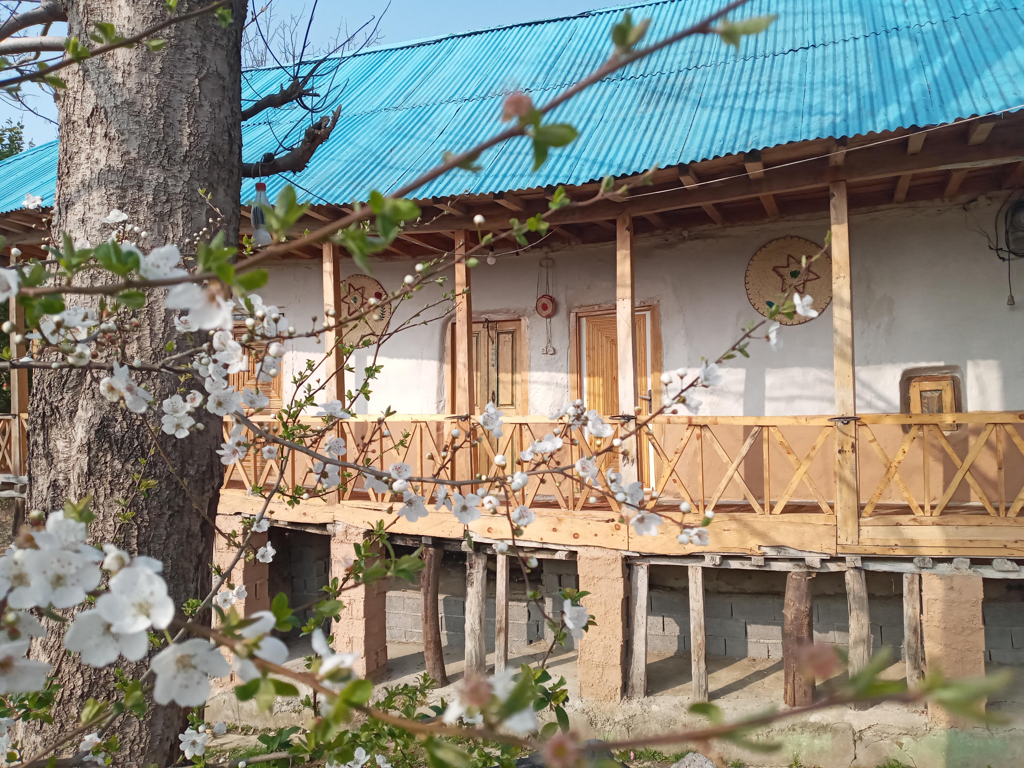 اقامتگاه ایشکا