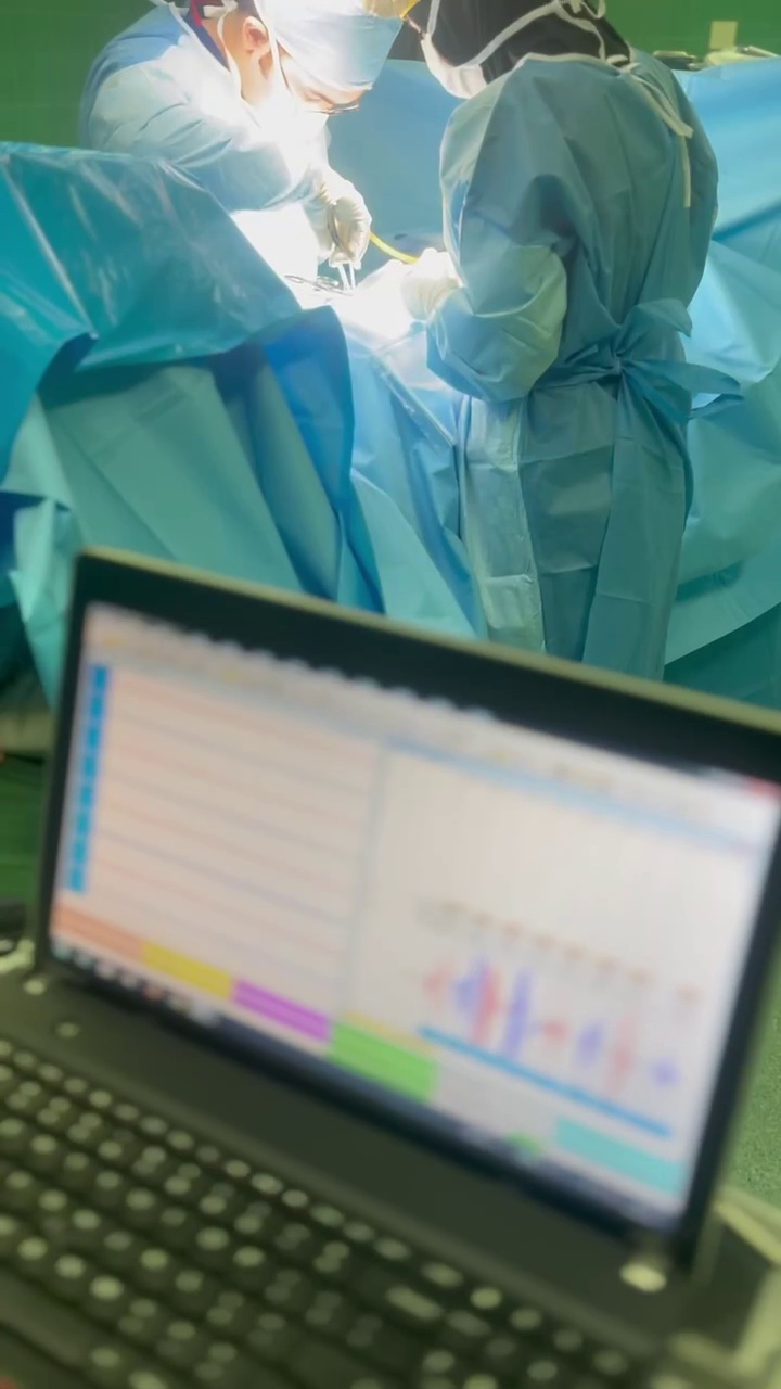 دکتر پیام عاصم متخصص جراحی مغز و اعصاب