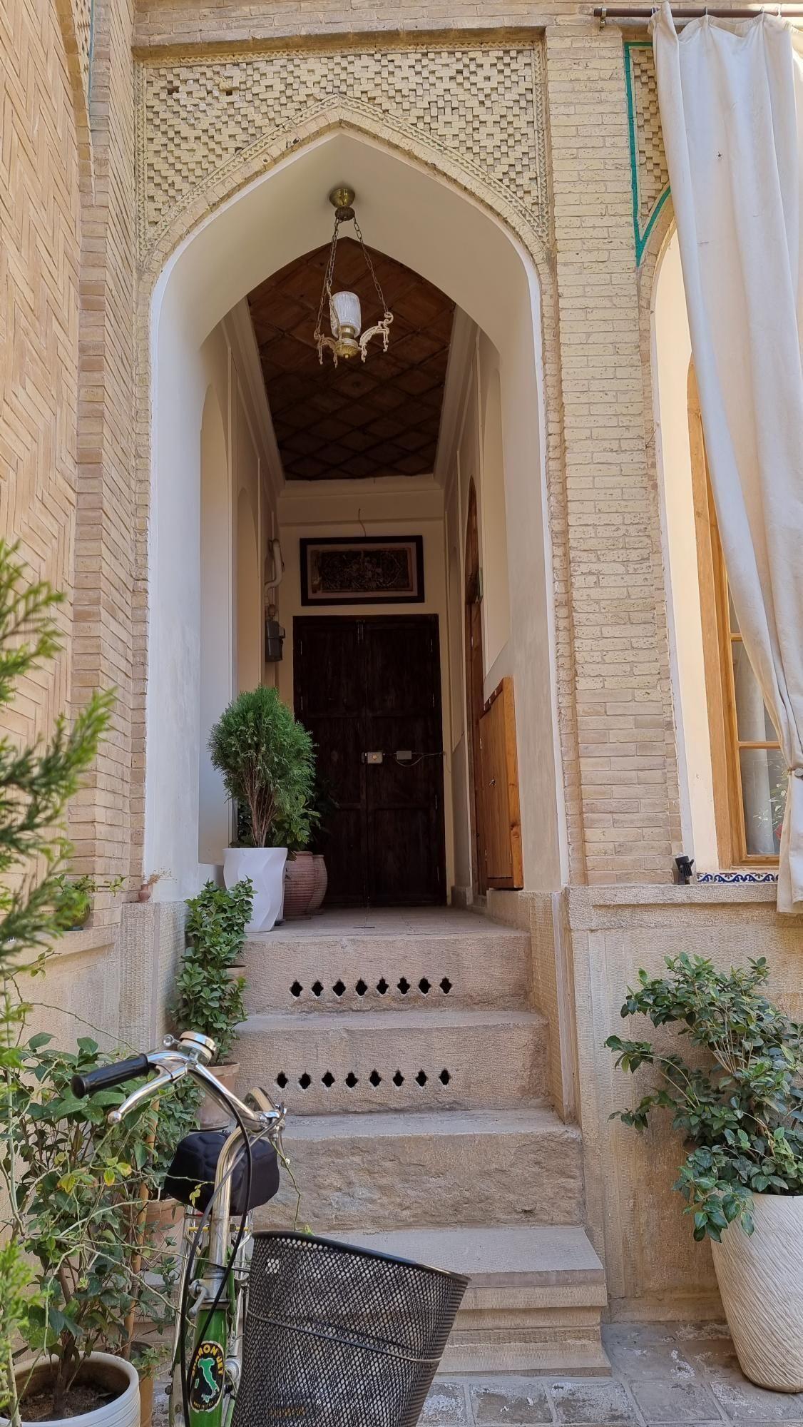 هتل بوتیک راوی