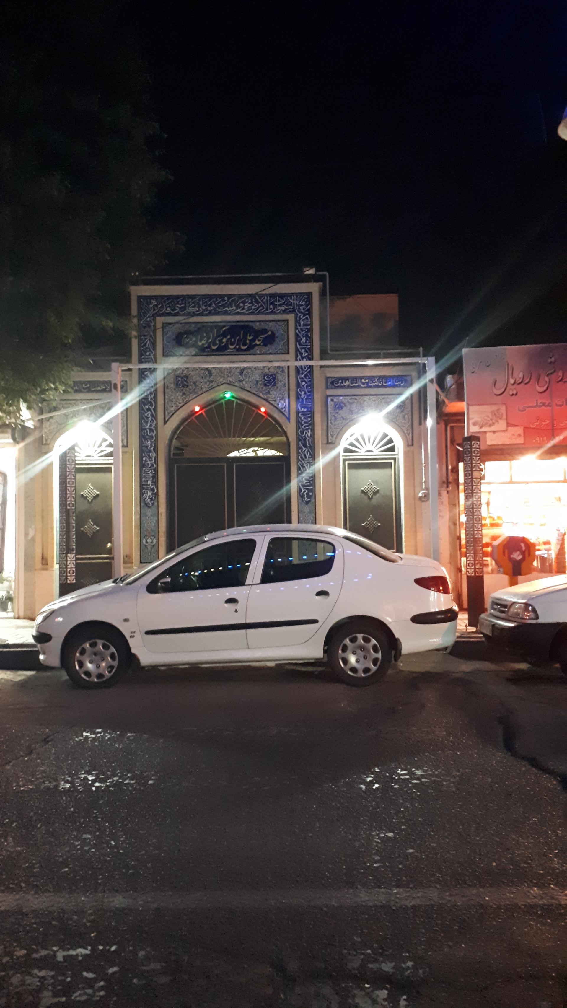 مسجد ثامن الائمه